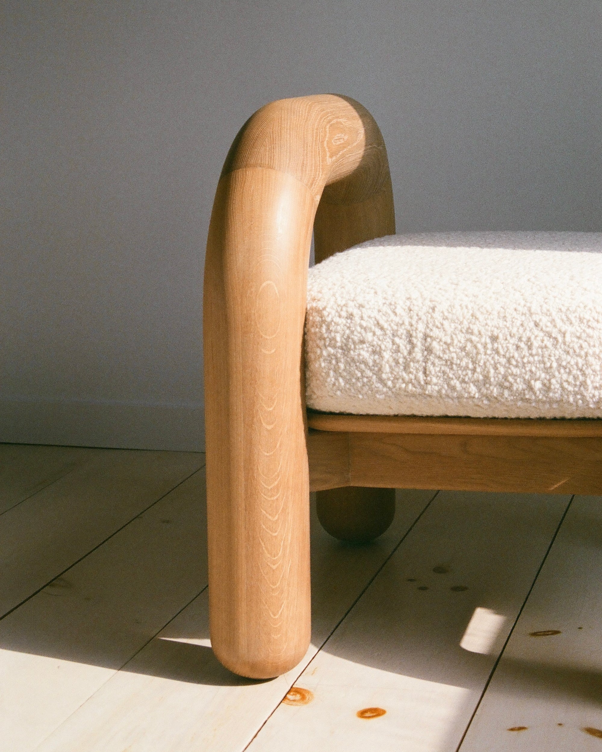 LITHIC Lounge Chair