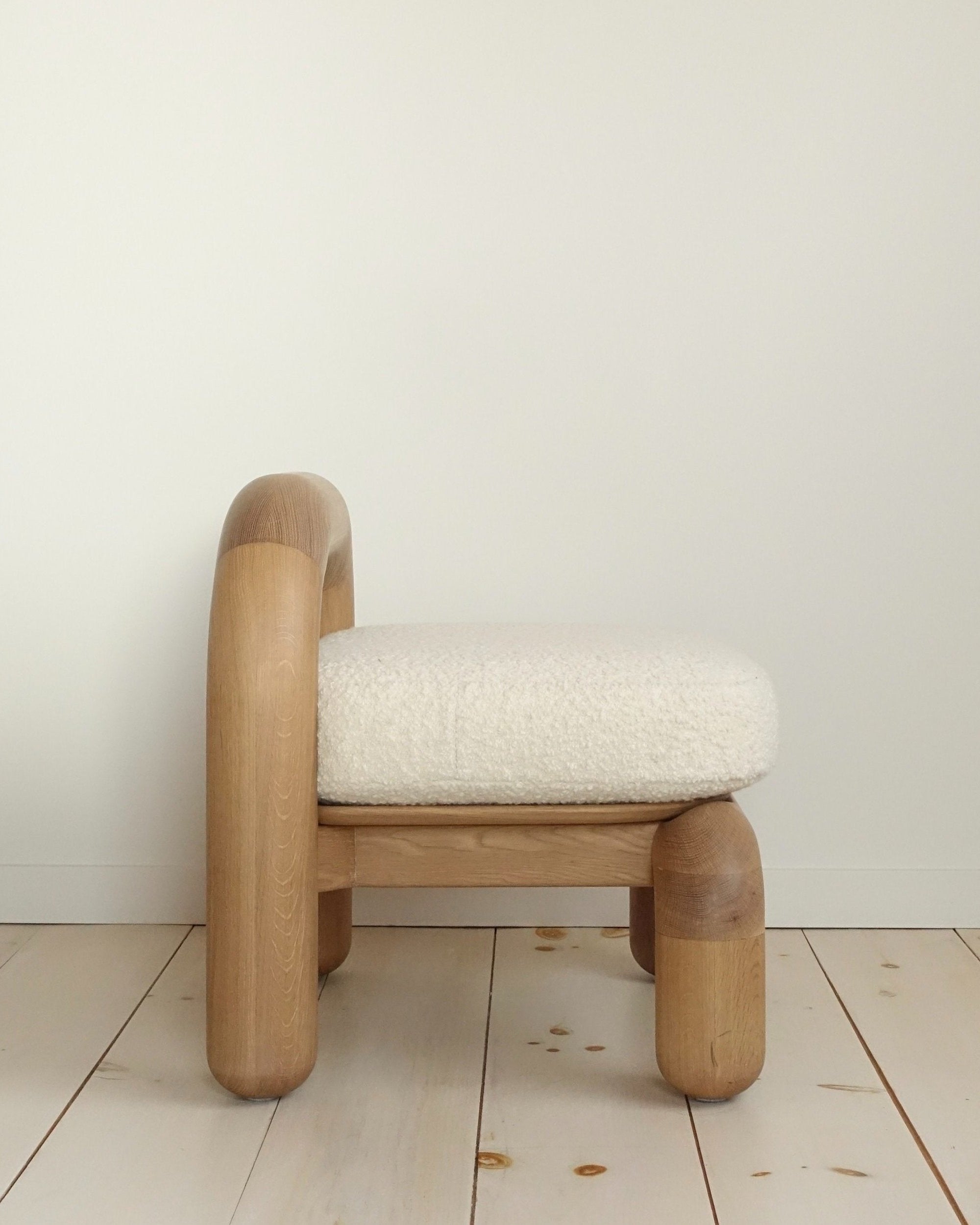 LITHIC Lounge Chair