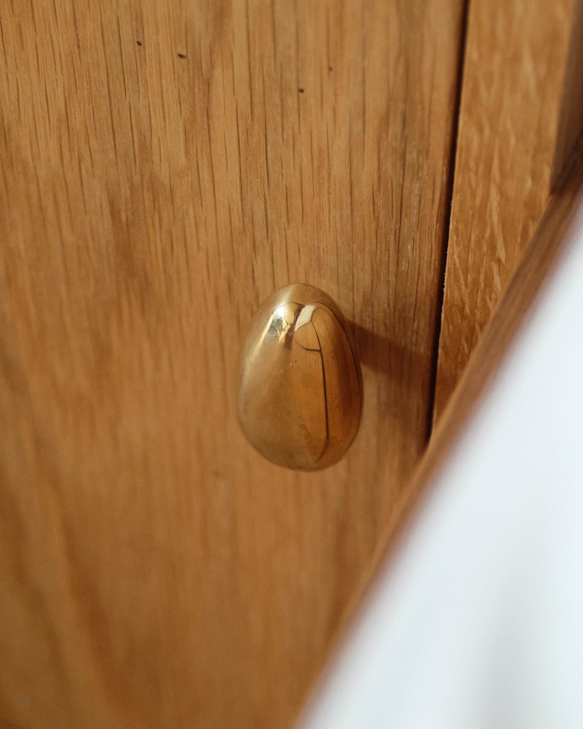 MOMI Knob/Hook Long Mini