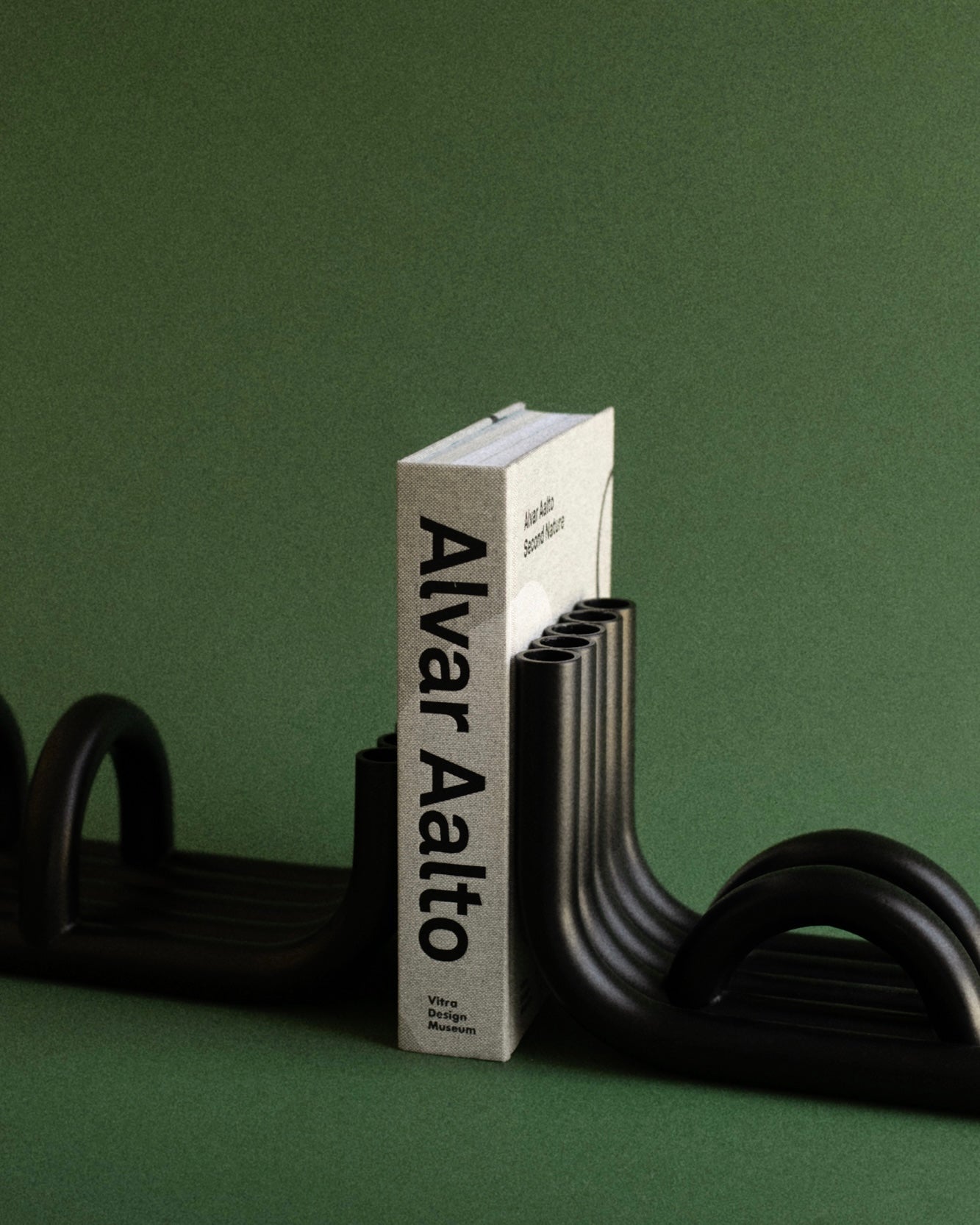 TUBE Bookends