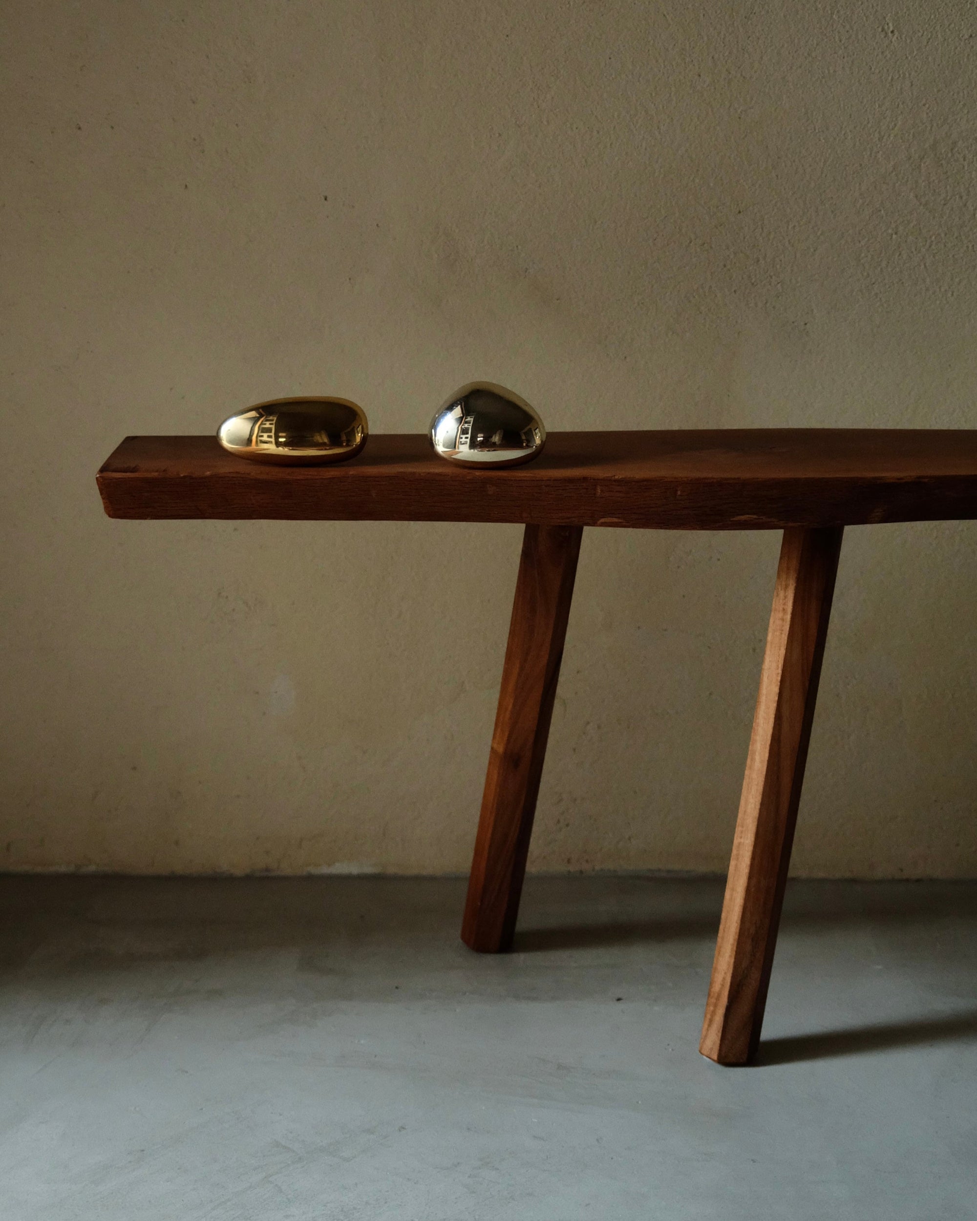 MOMI Knob/Hook Short