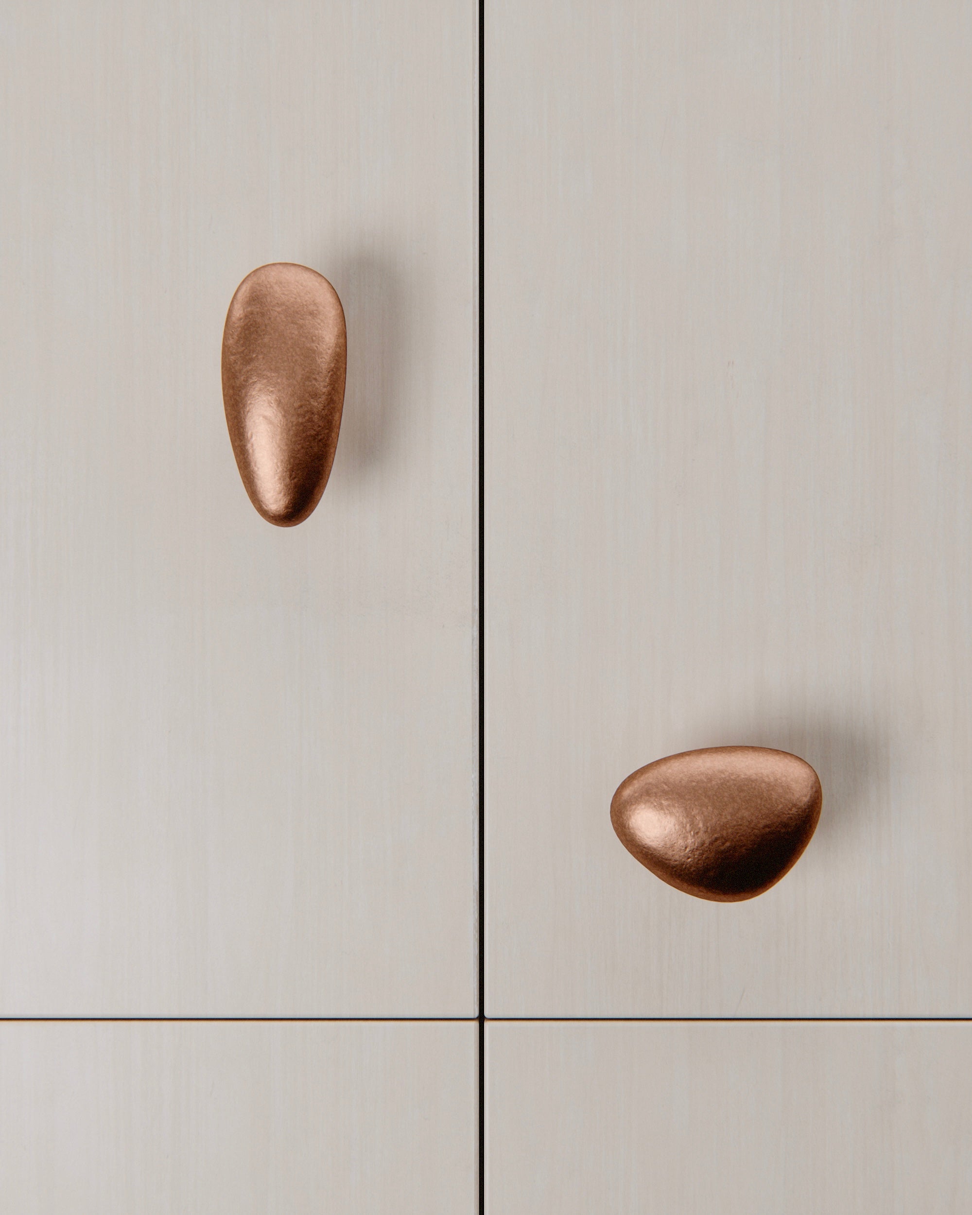 MOMI Knob/Hook Short