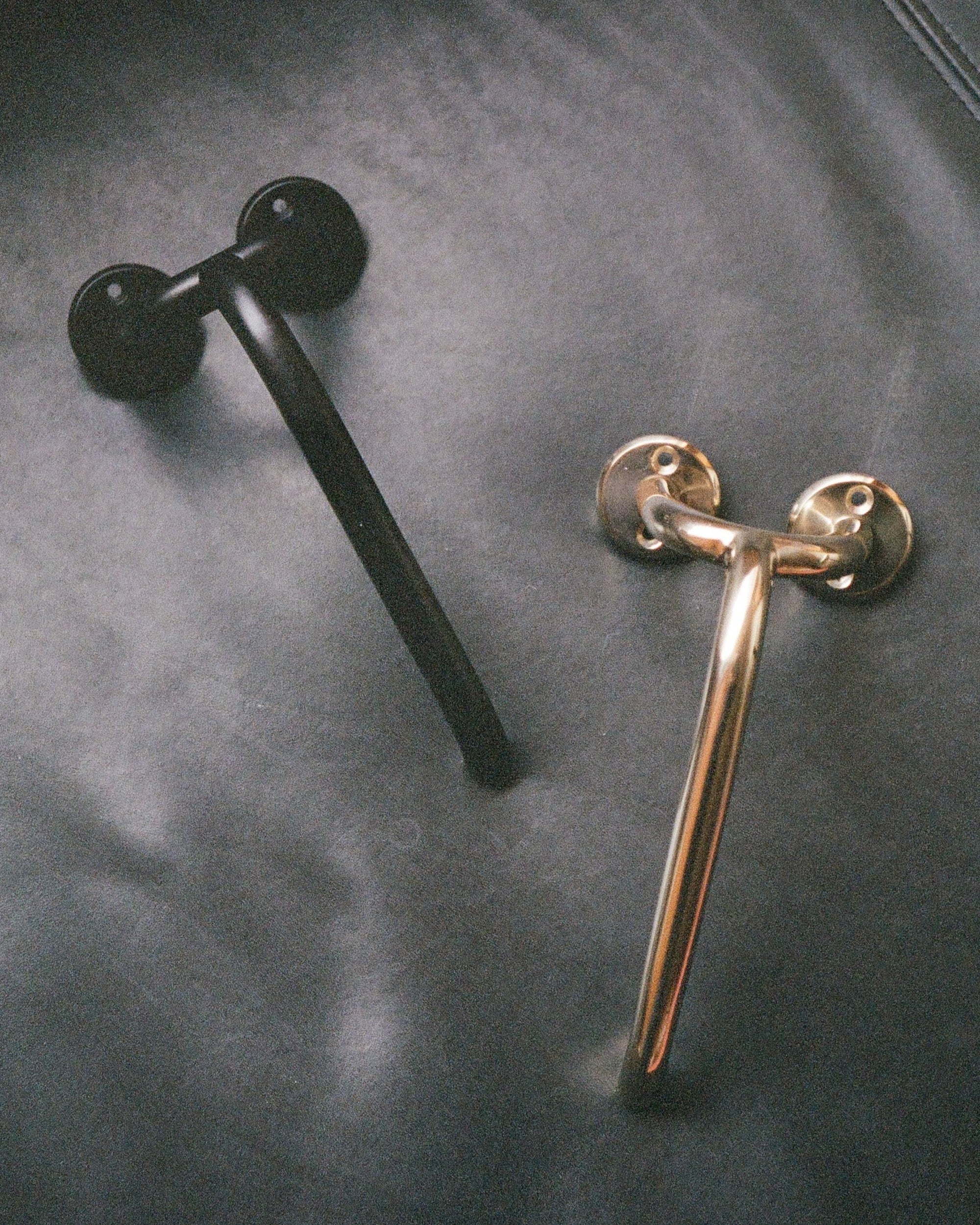 FAUNA Roll Holder