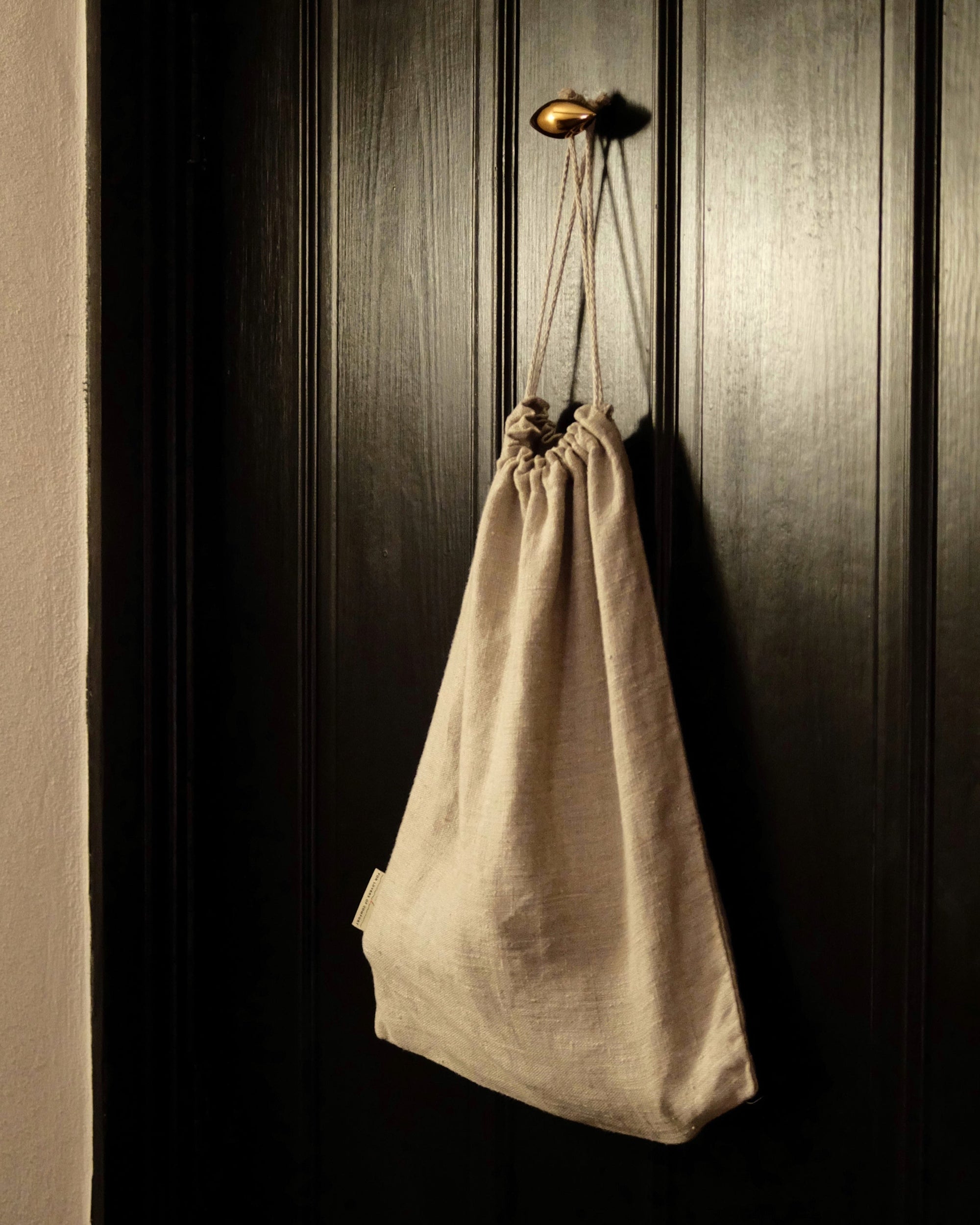 GOOD EYE Knob/Hook