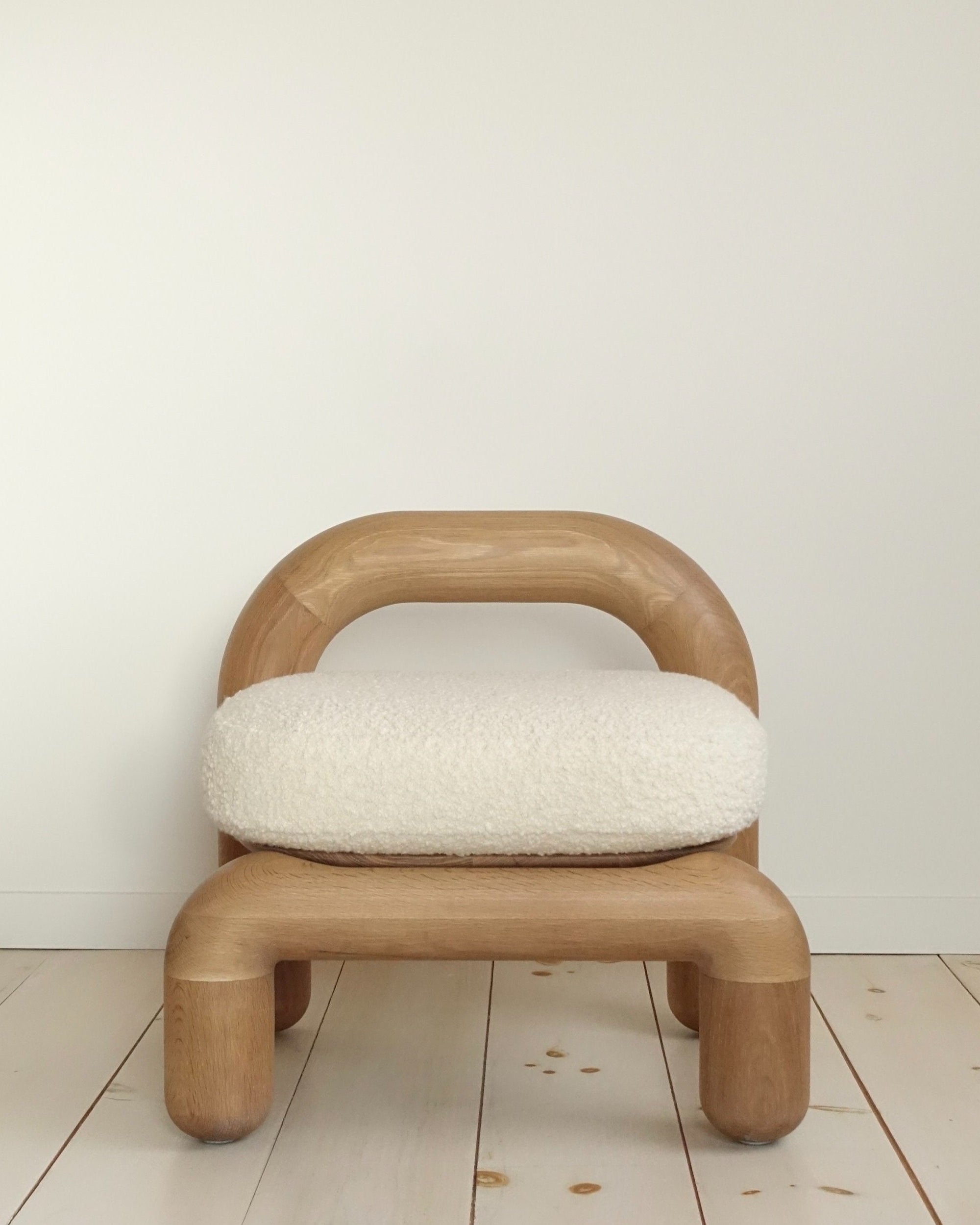 LITHIC Lounge Chair