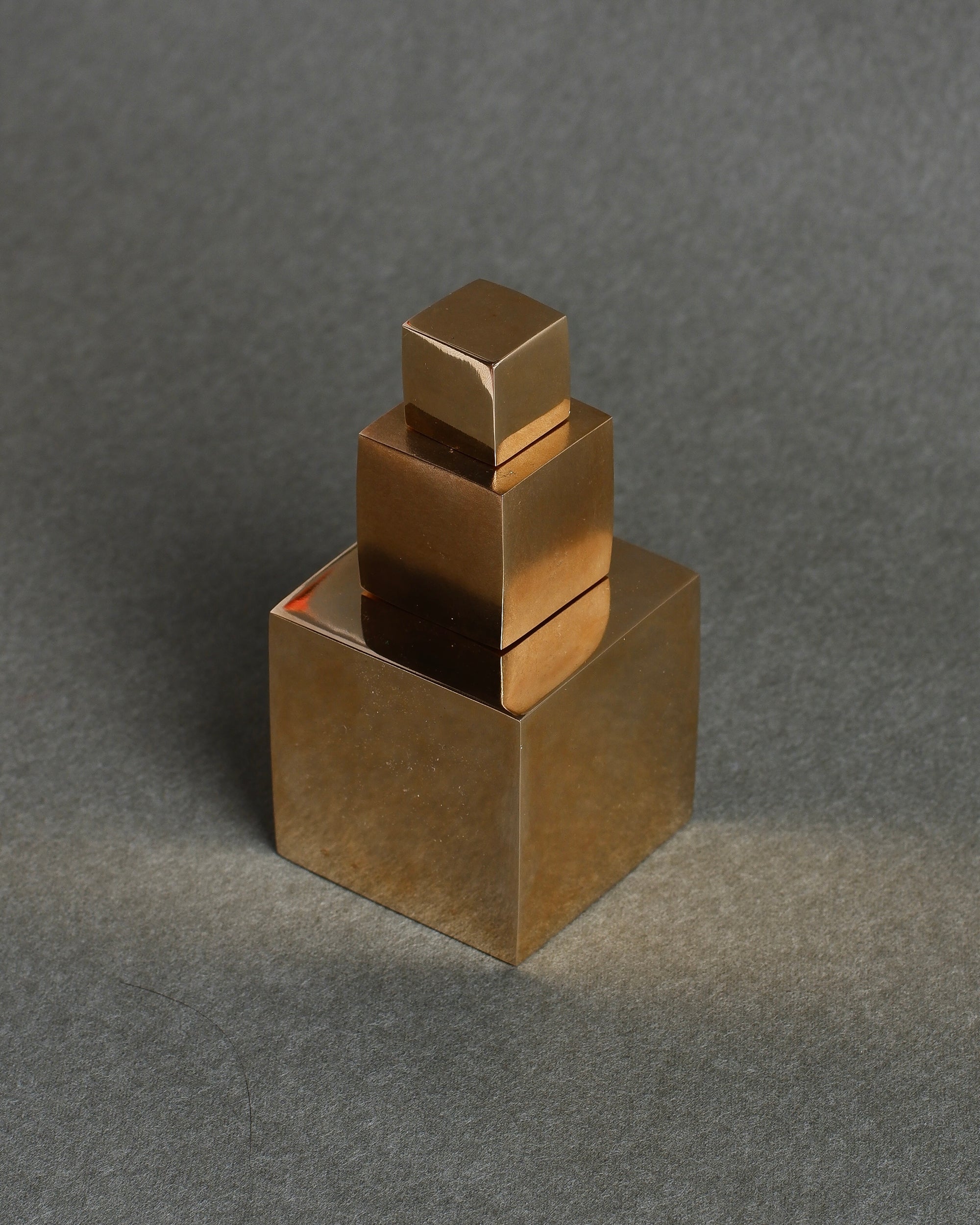 CUBE Knob Medium